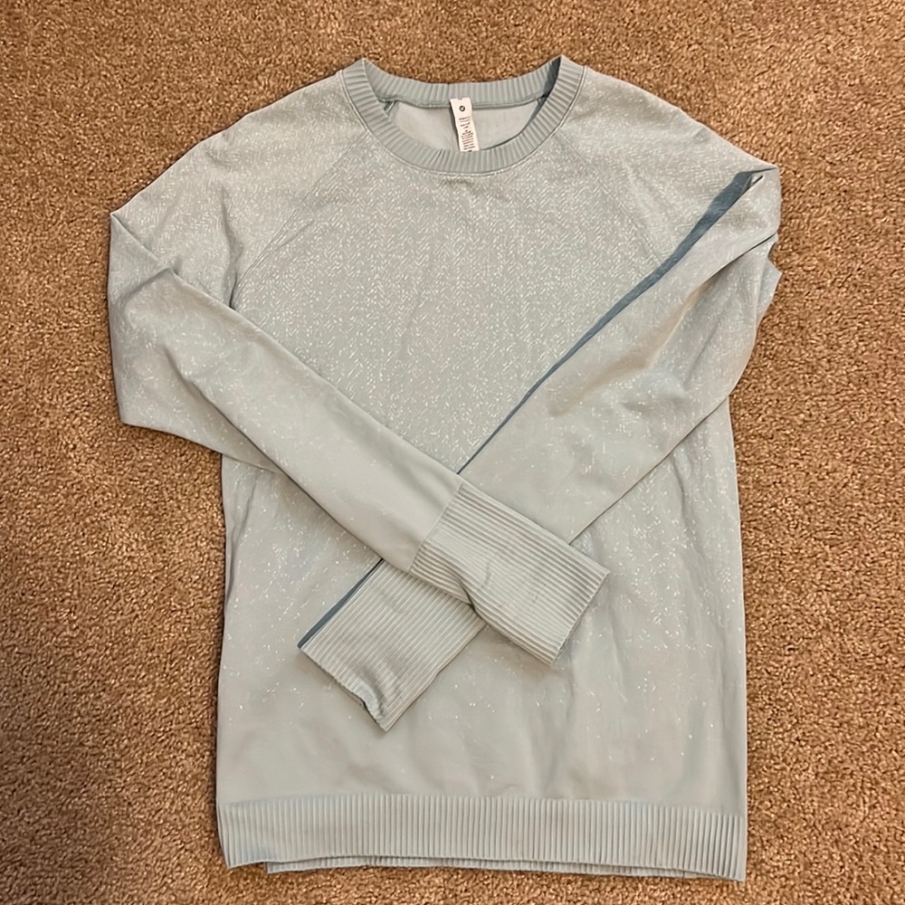 Womens Lululemon long Sleeve top size 10